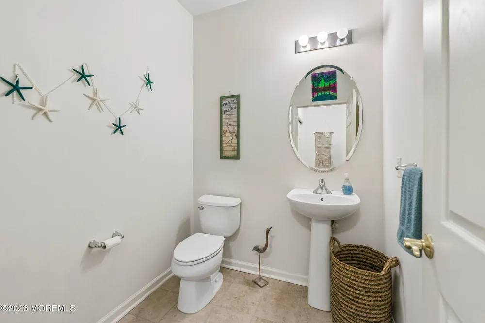 197 Melanie Way #709 Manahawkin, NJ 08050