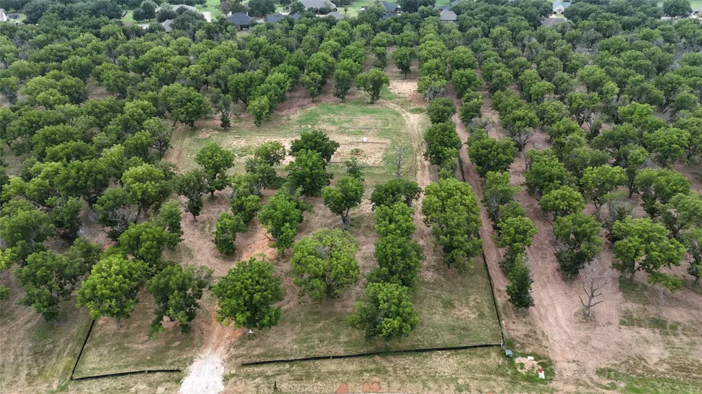 3185 E Landings S Granbury, TX 76048