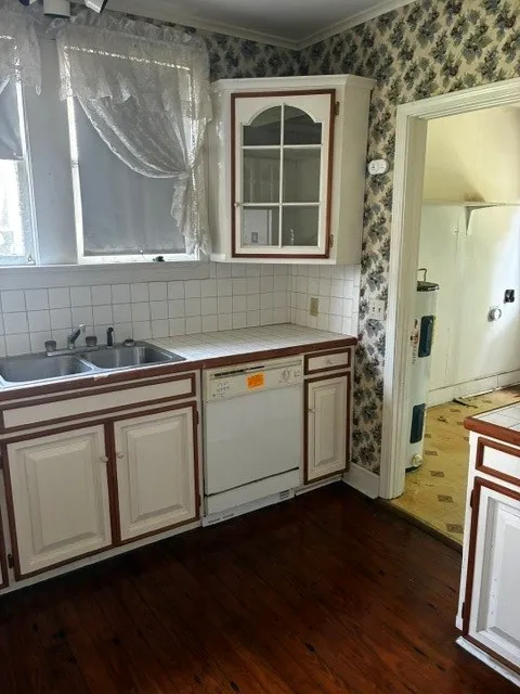 807 E Main Street Winnfield, LA 71483