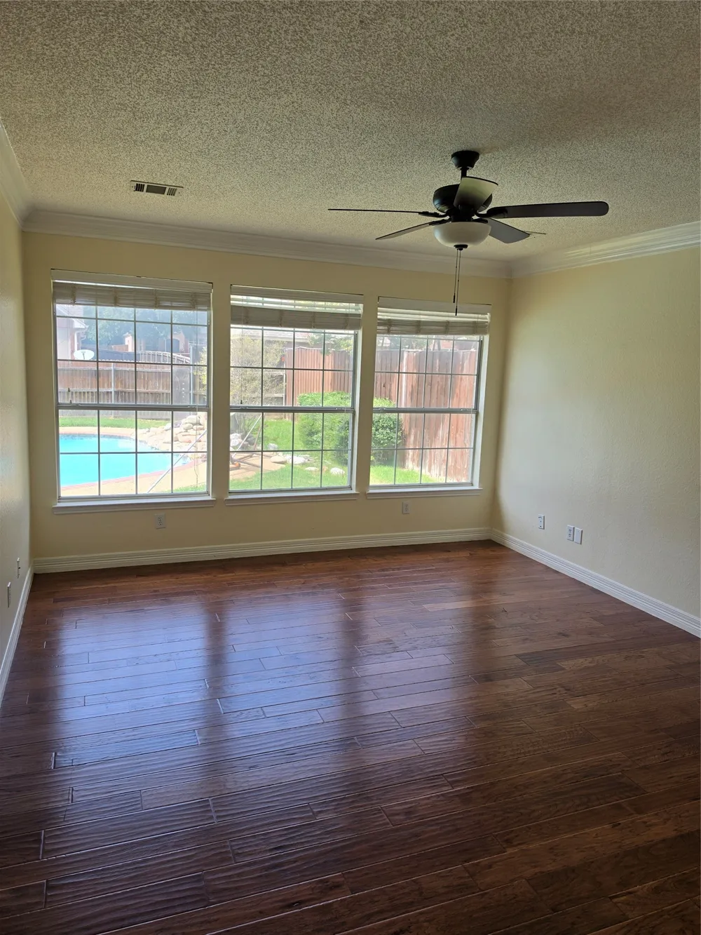 2720 Springhill Drive Grapevine, TX 76051
