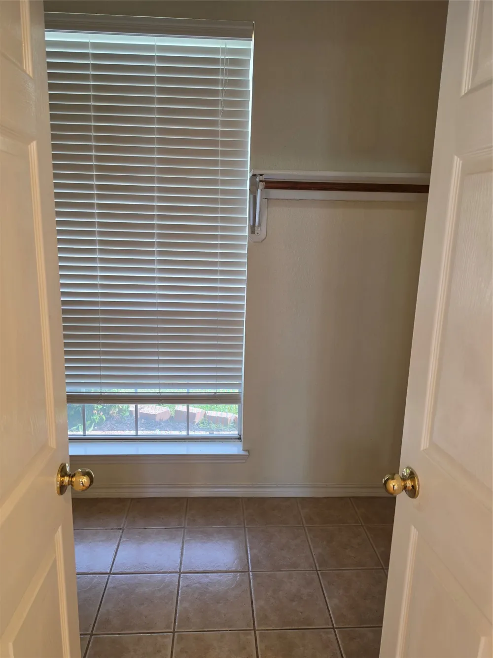 2720 Springhill Drive Grapevine, TX 76051