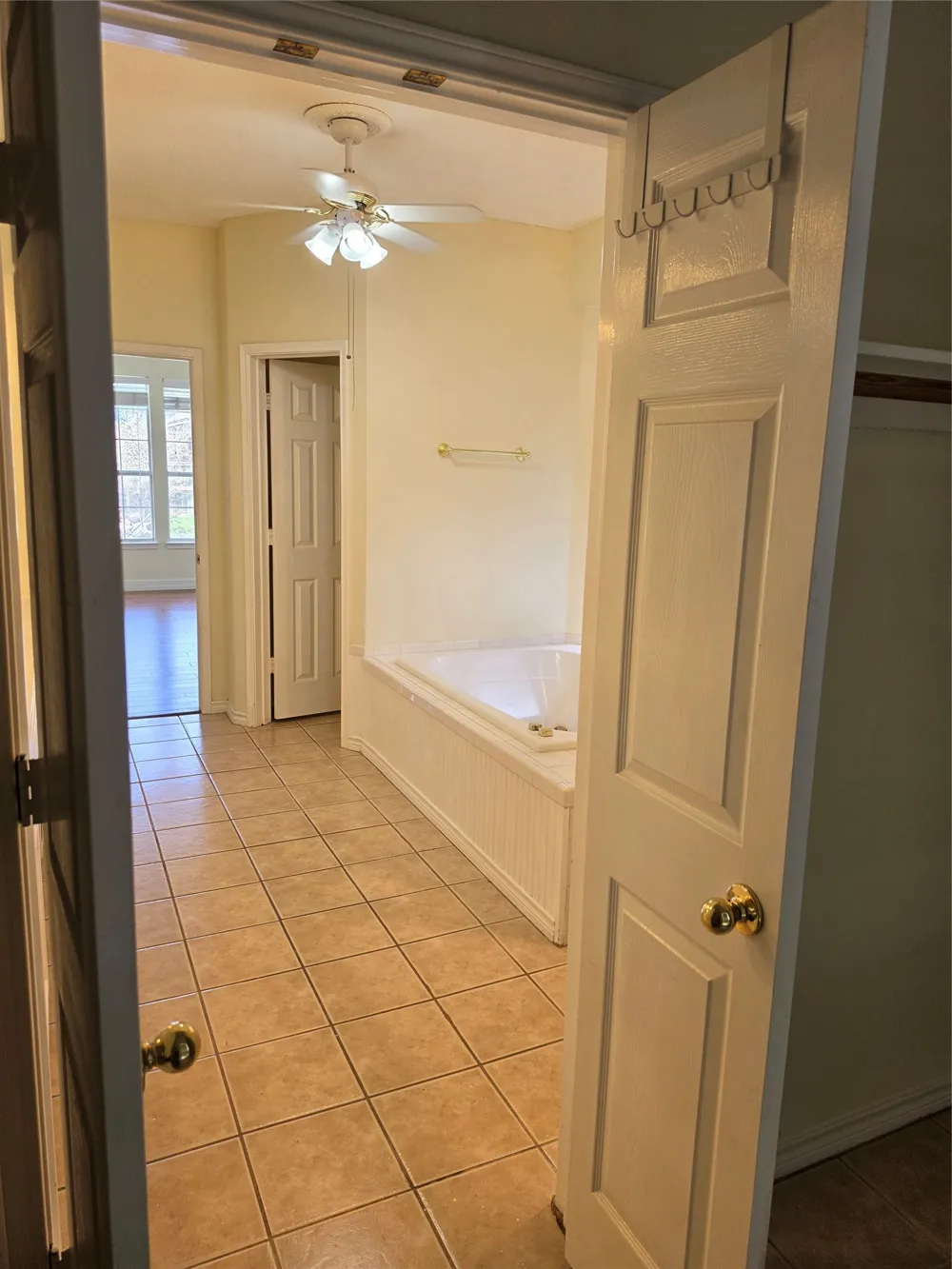 2720 Springhill Drive Grapevine, TX 76051