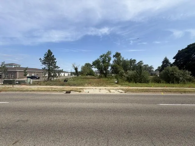 941 E 16th Street Holland, MI 49423