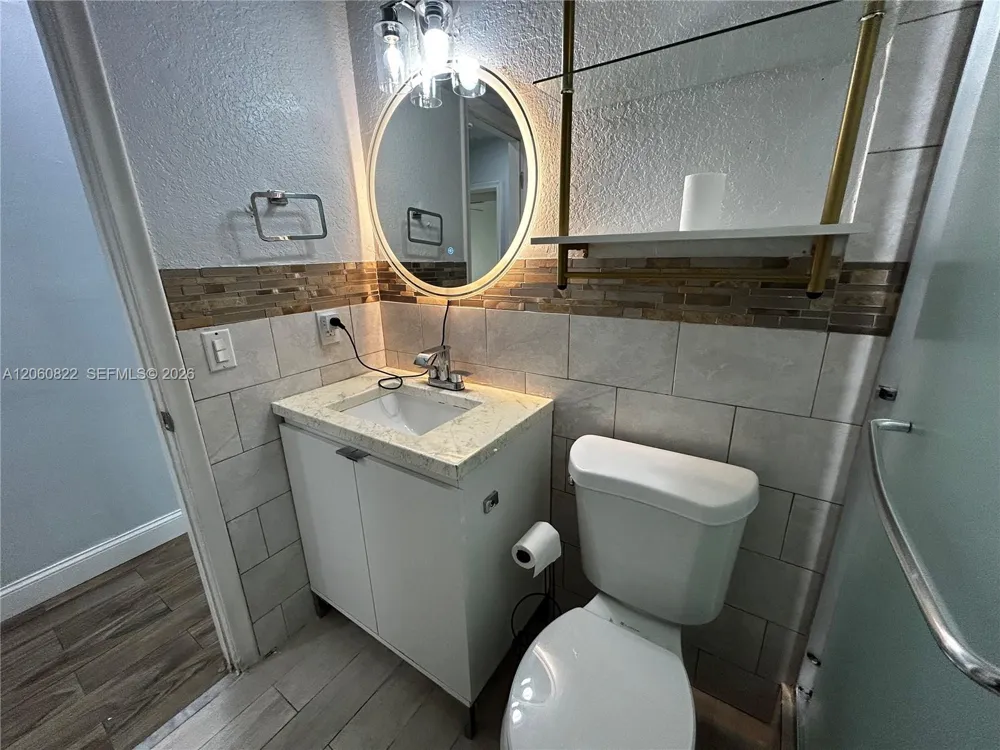 2403 NW 108th Ter Sunrise, FL 33322