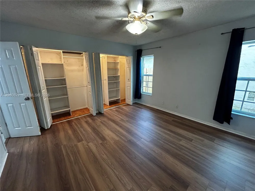 2403 NW 108th Ter Sunrise, FL 33322