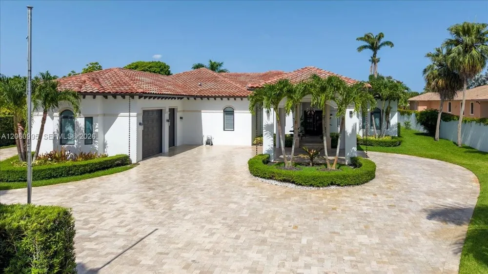 331 SW 124th Ave Miami, FL 33184