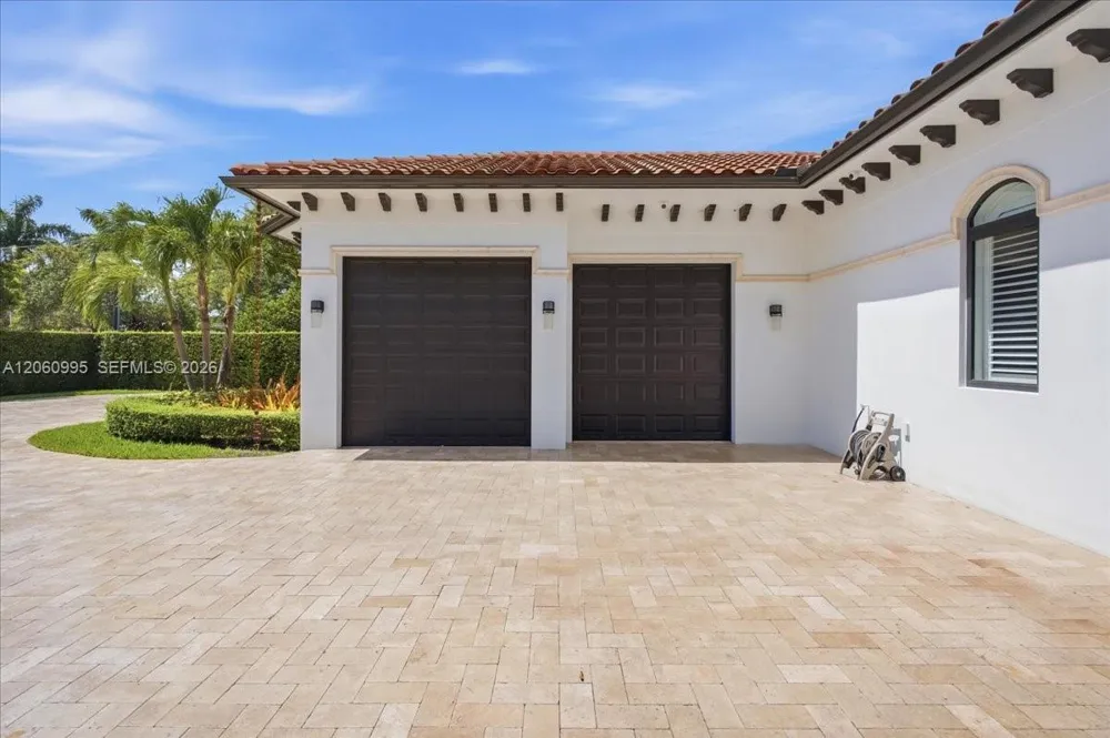 331 SW 124th Ave Miami, FL 33184