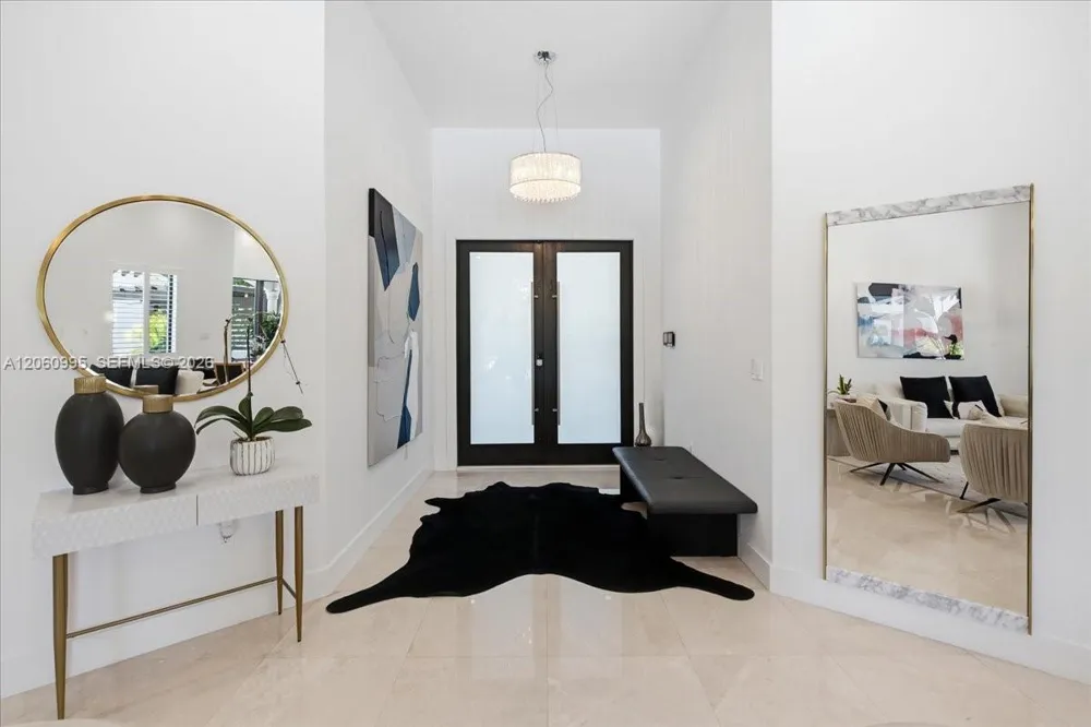 331 SW 124th Ave Miami, FL 33184