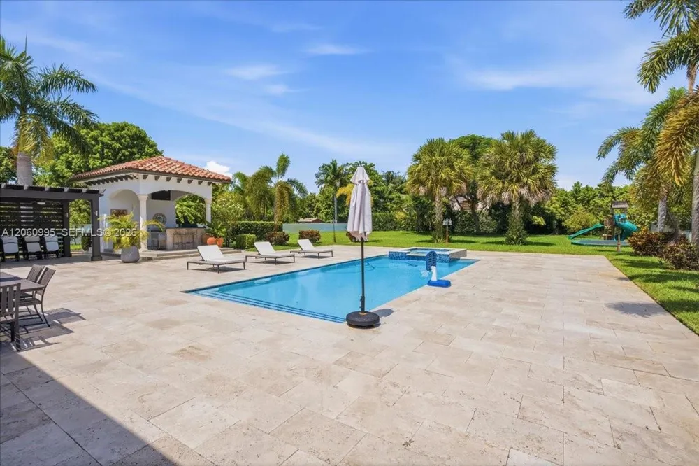 331 SW 124th Ave Miami, FL 33184