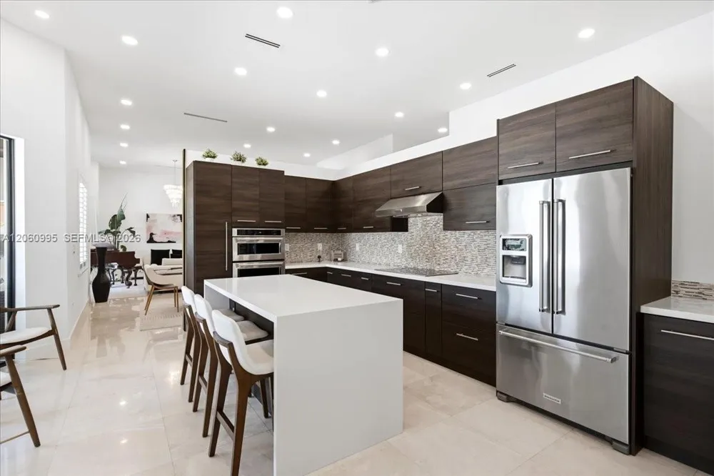 331 SW 124th Ave Miami, FL 33184