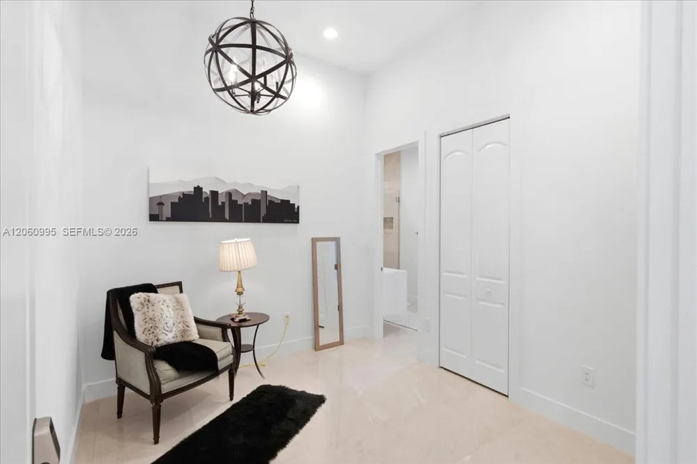 331 SW 124th Ave Miami, FL 33184