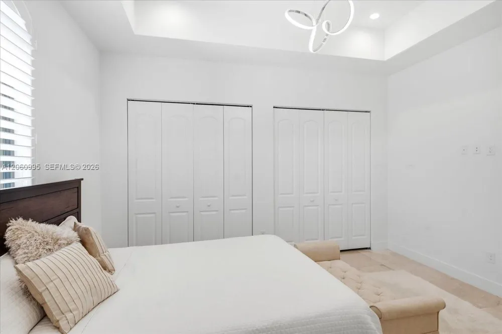 331 SW 124th Ave Miami, FL 33184