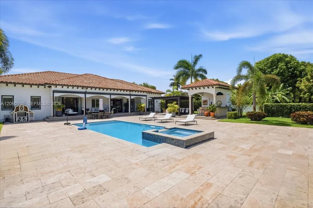 331 SW 124th Ave Miami, FL 33184