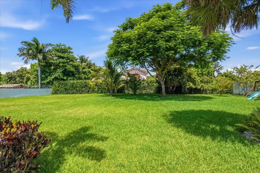 331 SW 124th Ave Miami, FL 33184