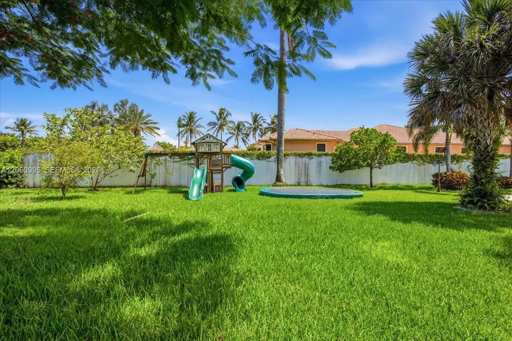 331 SW 124th Ave Miami, FL 33184