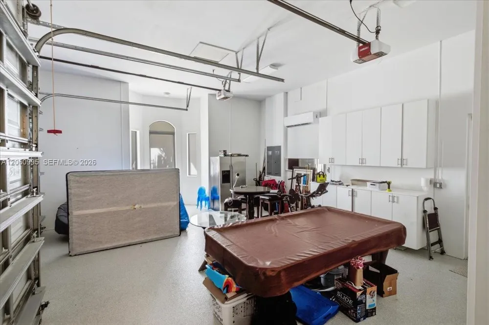 331 SW 124th Ave Miami, FL 33184