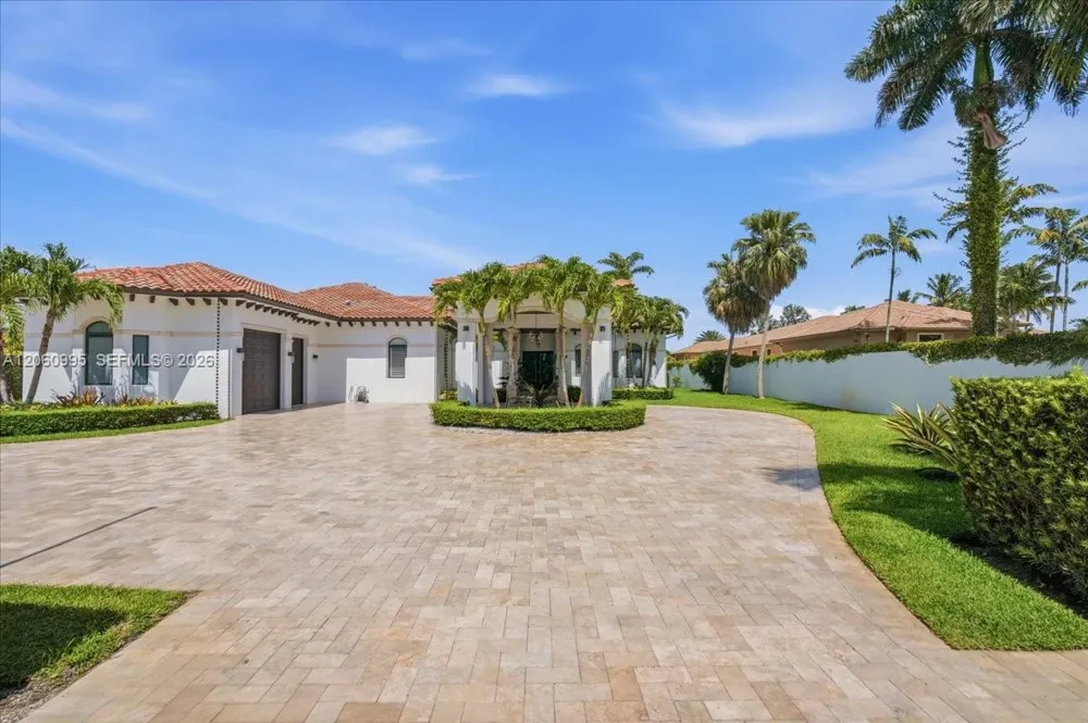 331 SW 124th Ave Miami, FL 33184
