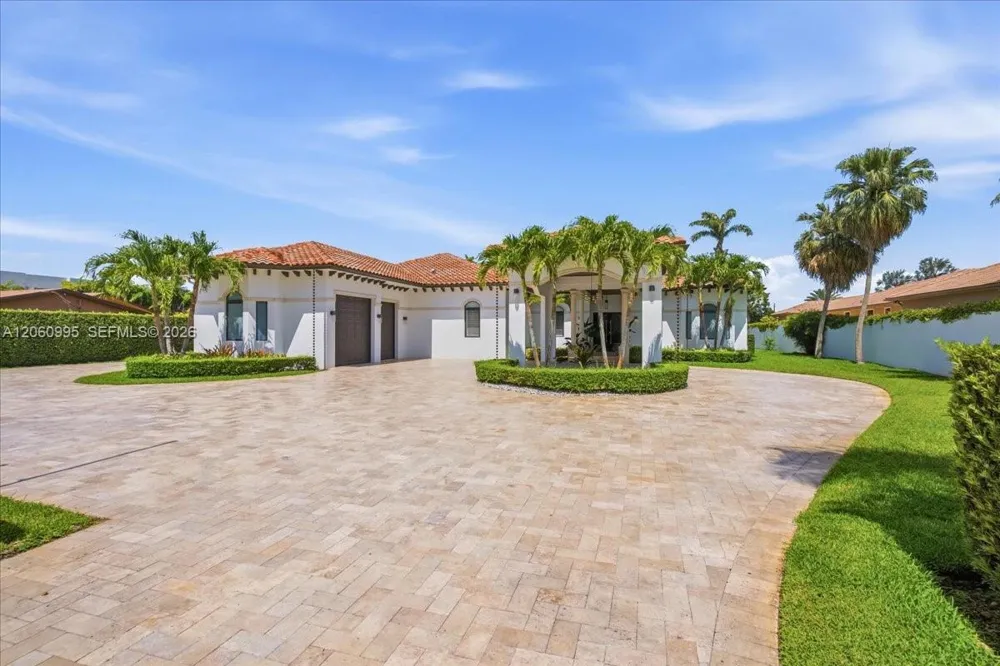 331 SW 124th Ave Miami, FL 33184