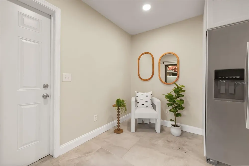 8209 SANDPOINT BOULEVARD Orlando, FL 32819