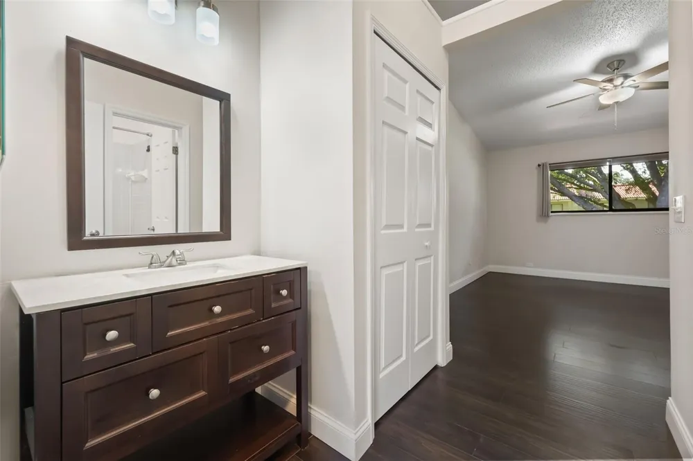 8209 SANDPOINT BOULEVARD Orlando, FL 32819