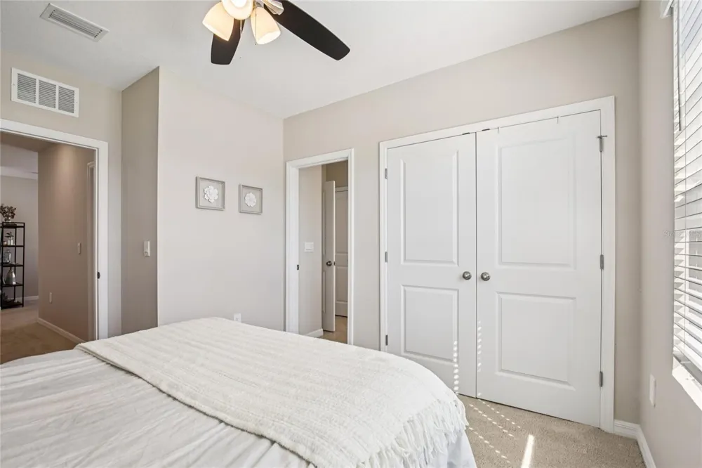 2813 MIDNIGHT PEARL DRIVE Sarasota, FL 34240
