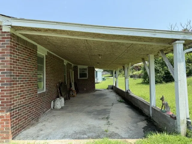 1226 McDonald St Fayetteville, TN 37334