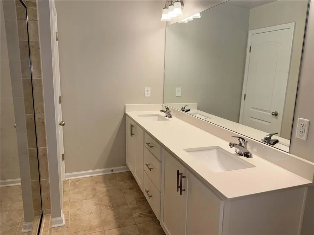 480 Rockfern Court Lilburn, GA 30047