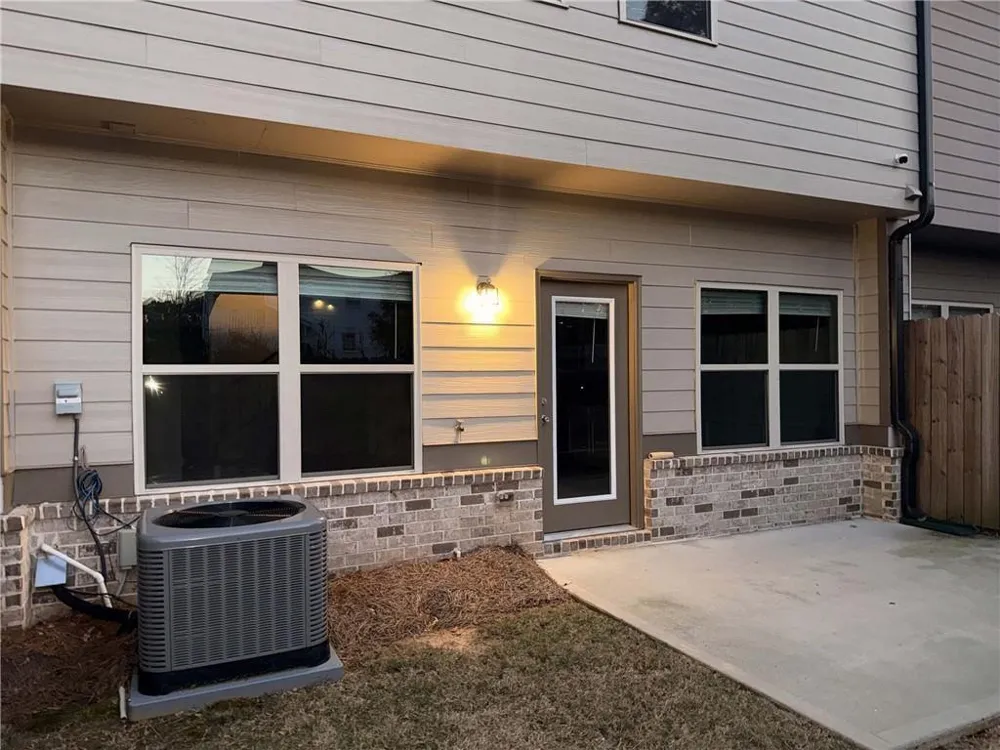 480 Rockfern Court Lilburn, GA 30047