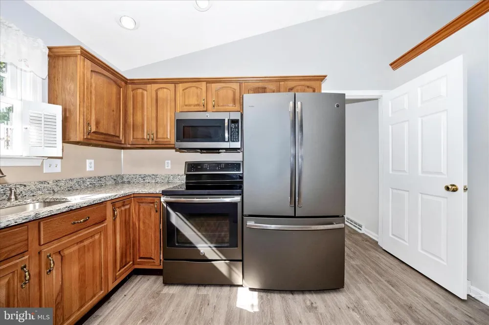 228 MONTCLAIR COURT Hagerstown, MD 21742