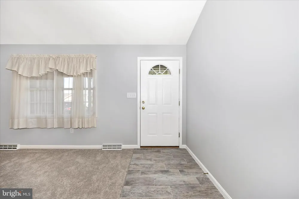 228 MONTCLAIR COURT Hagerstown, MD 21742