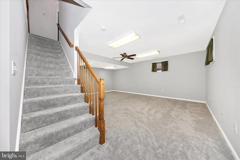 228 MONTCLAIR COURT Hagerstown, MD 21742