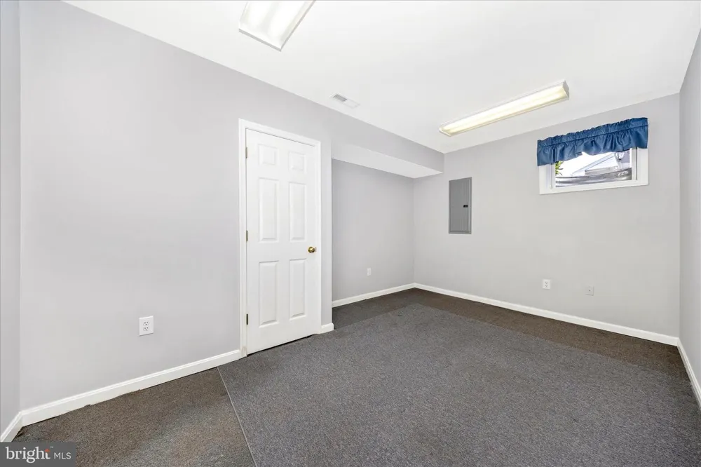 228 MONTCLAIR COURT Hagerstown, MD 21742