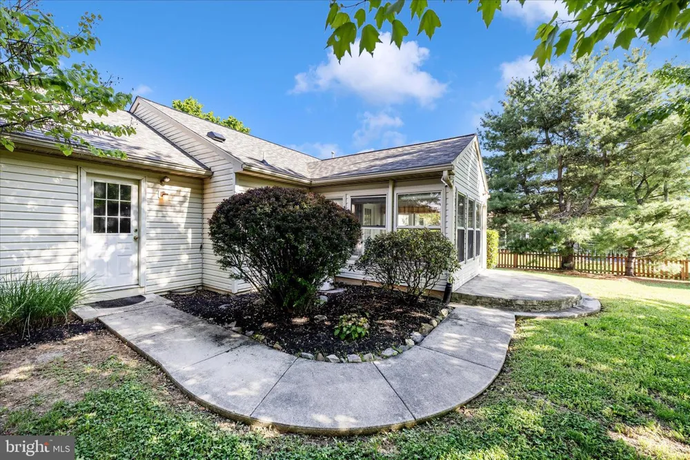 228 MONTCLAIR COURT Hagerstown, MD 21742