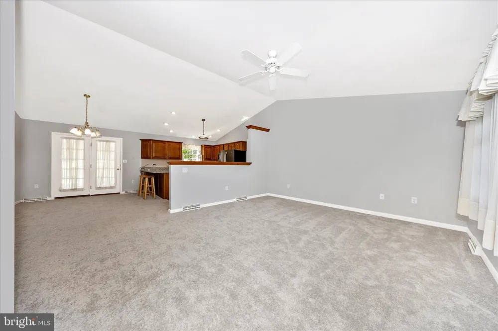 228 MONTCLAIR COURT Hagerstown, MD 21742