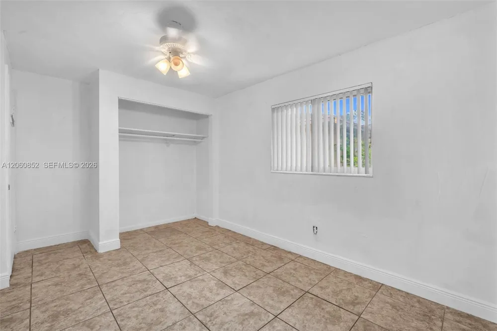 2301 SW 48th Ave West Park, FL 33023