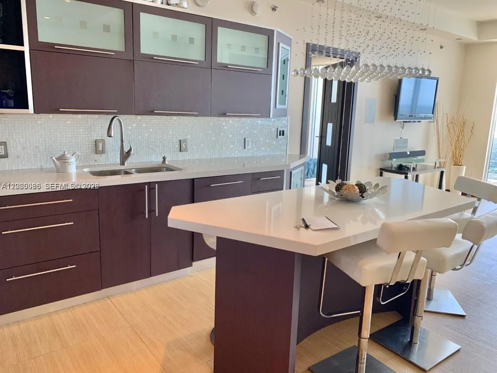 1800 S Ocean Dr #4406 Hallandale Beach, FL 33009