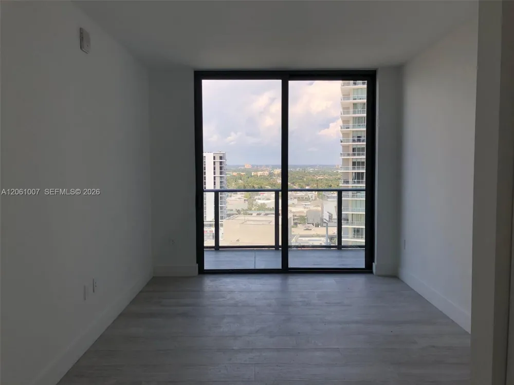 121 NE 34 ST #1702 Miami, FL 33137