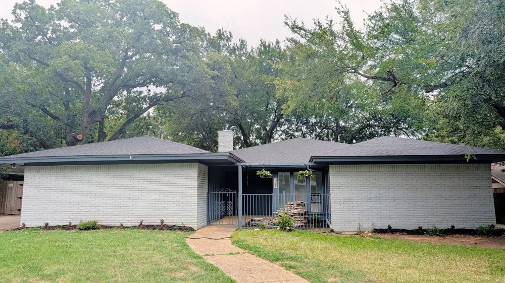 1756 Cynthia Lane Hurst, TX 76054