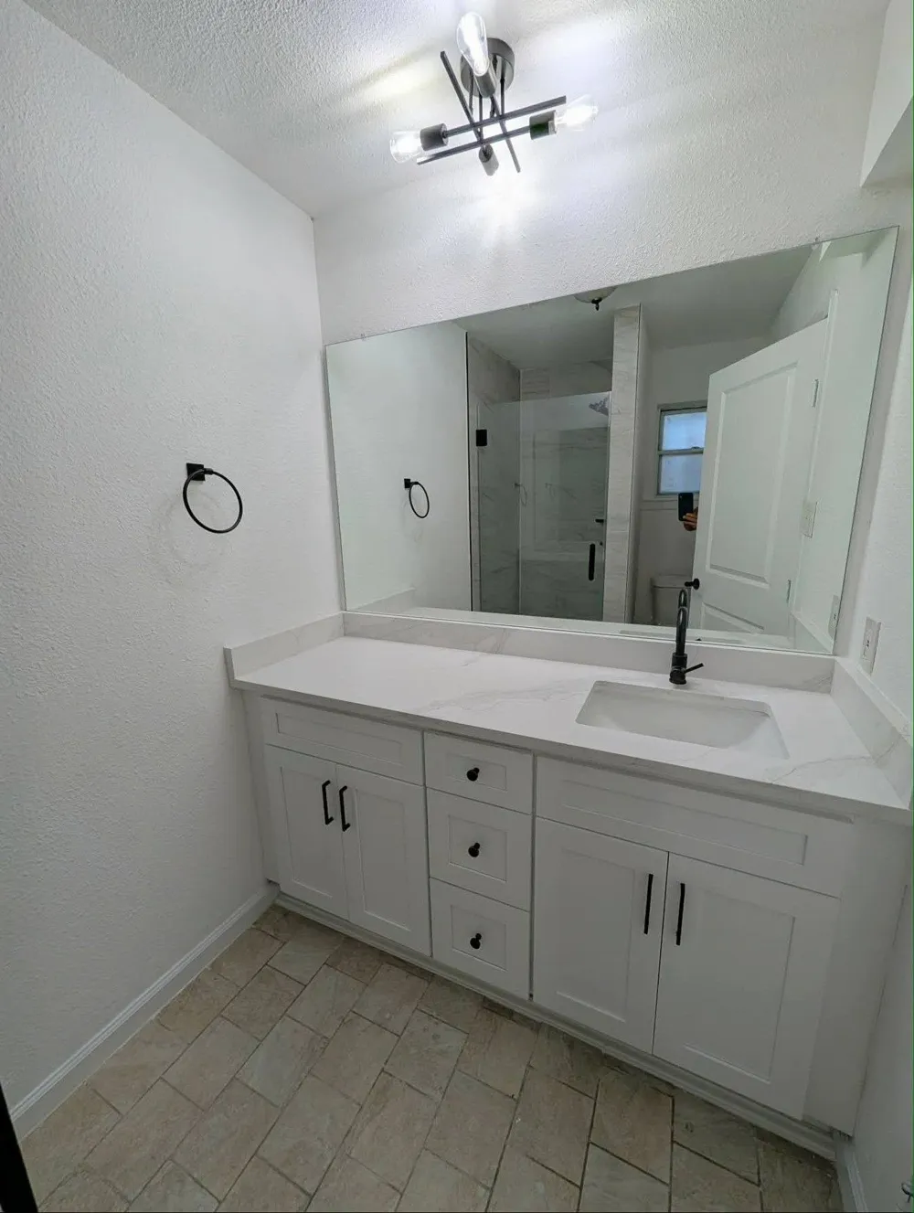 1756 Cynthia Lane Hurst, TX 76054