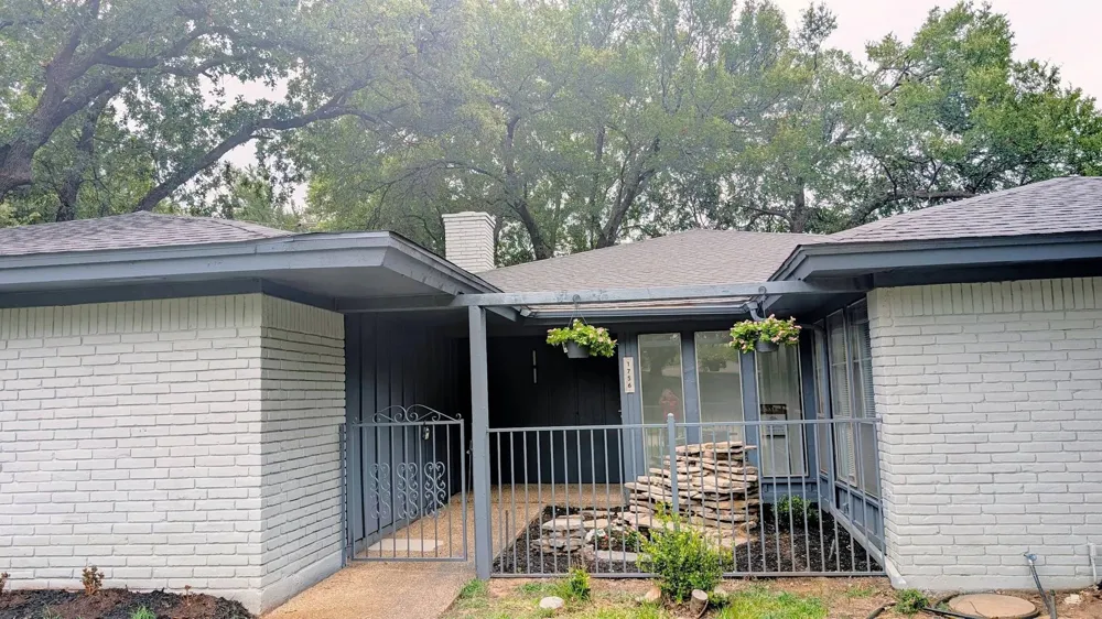 1756 Cynthia Lane Hurst, TX 76054