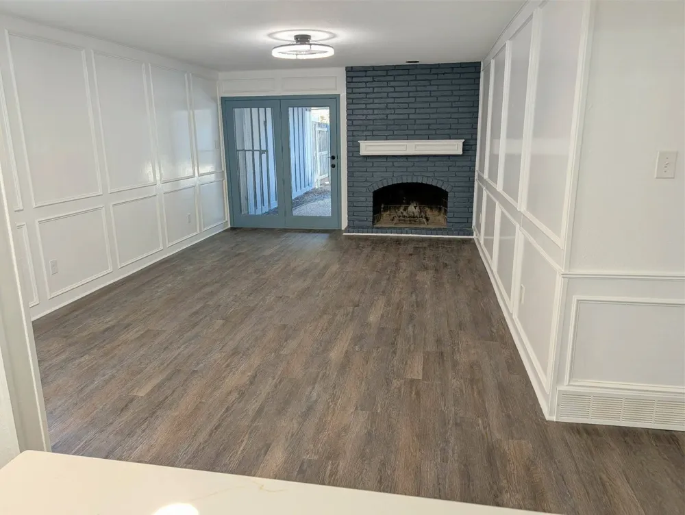 1756 Cynthia Lane Hurst, TX 76054