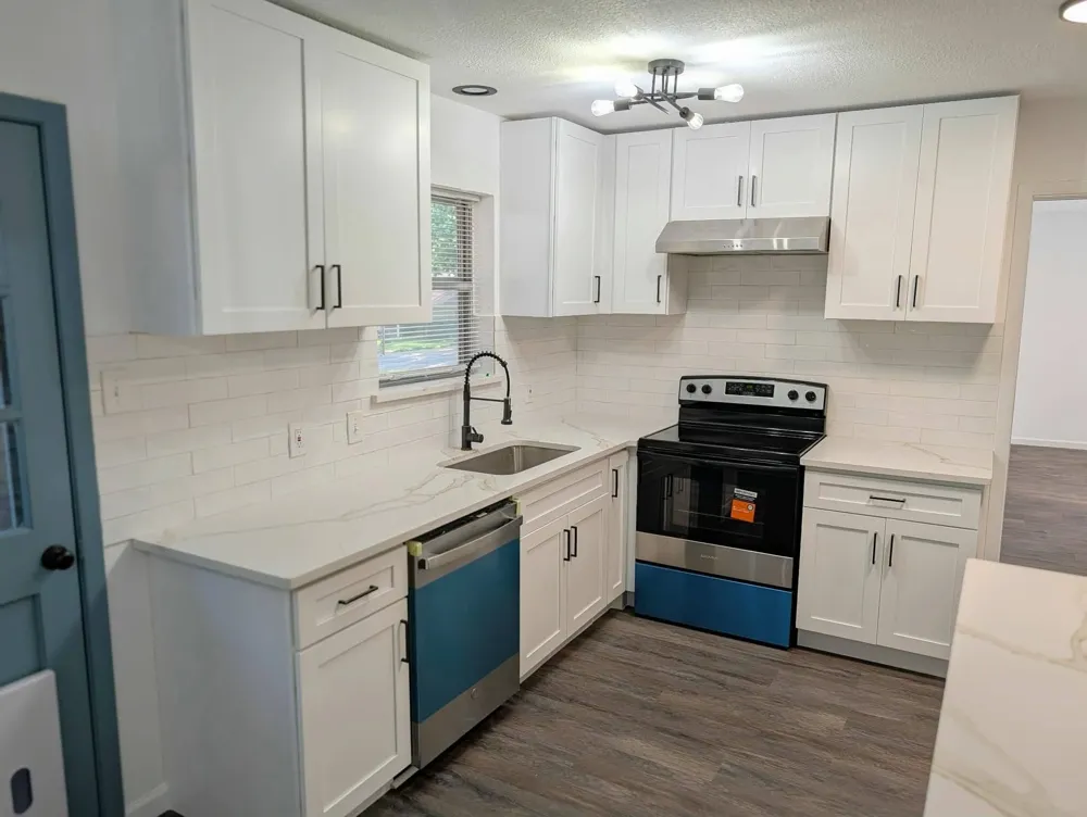 1756 Cynthia Lane Hurst, TX 76054