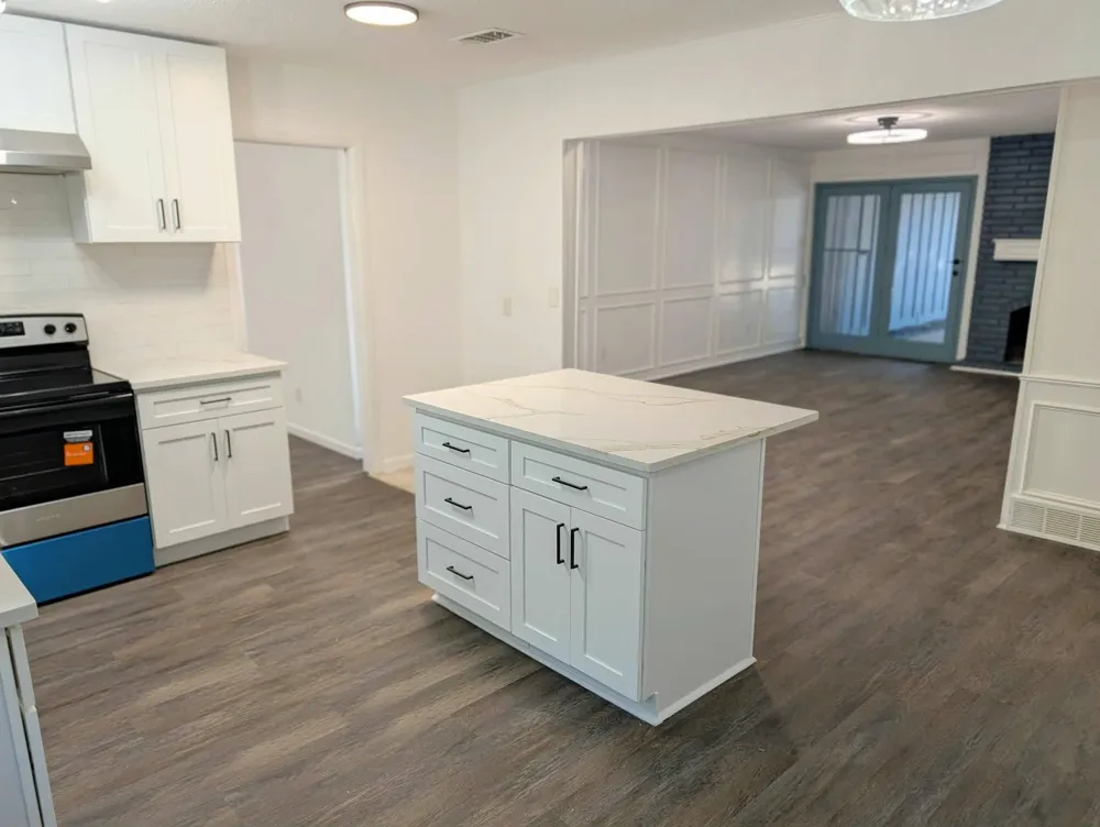 1756 Cynthia Lane Hurst, TX 76054