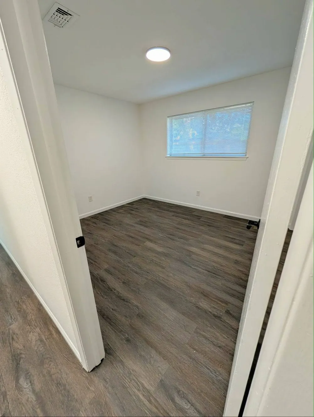 1756 Cynthia Lane Hurst, TX 76054