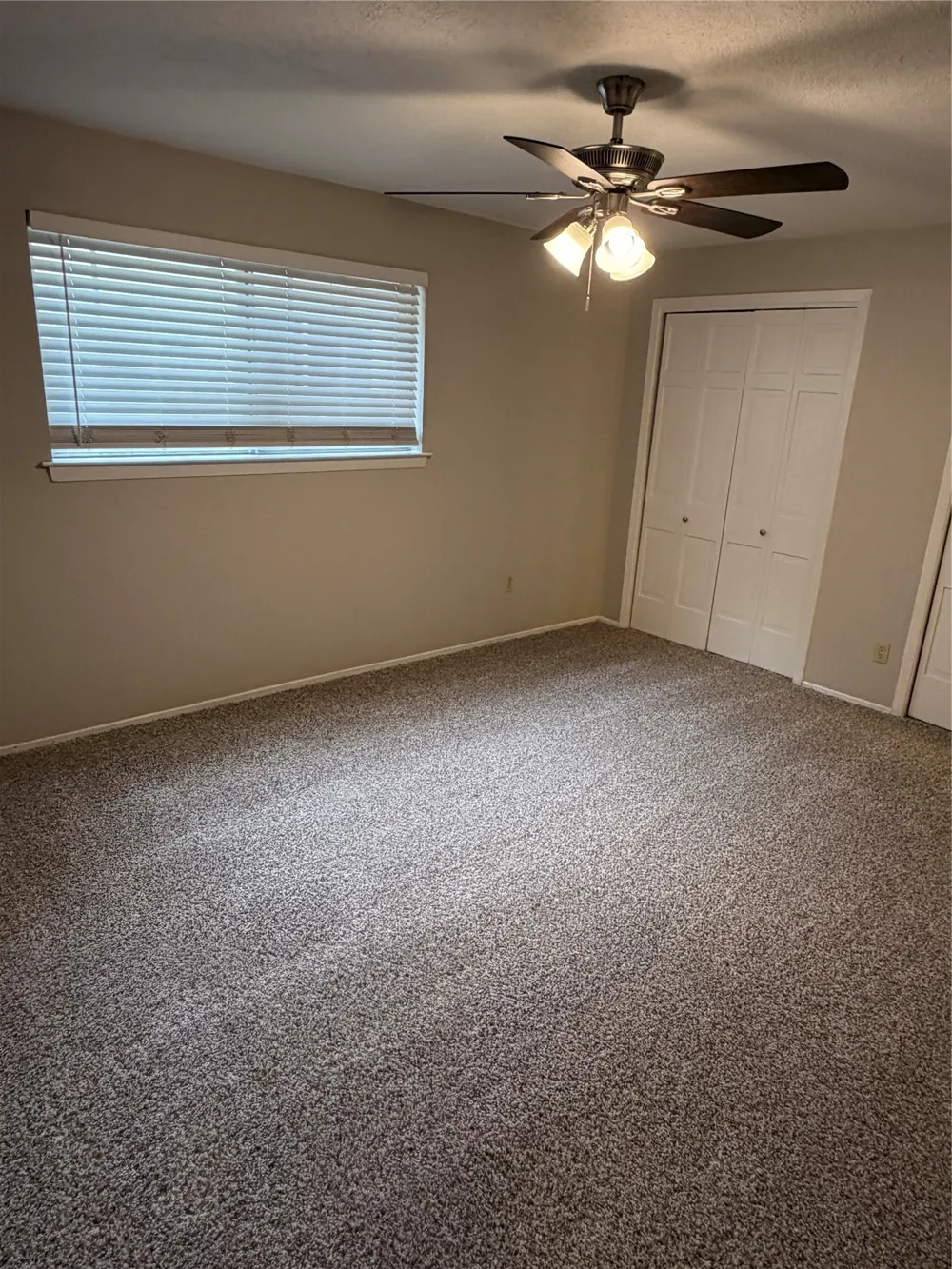 3004 David Lane Arlington, TX 76013