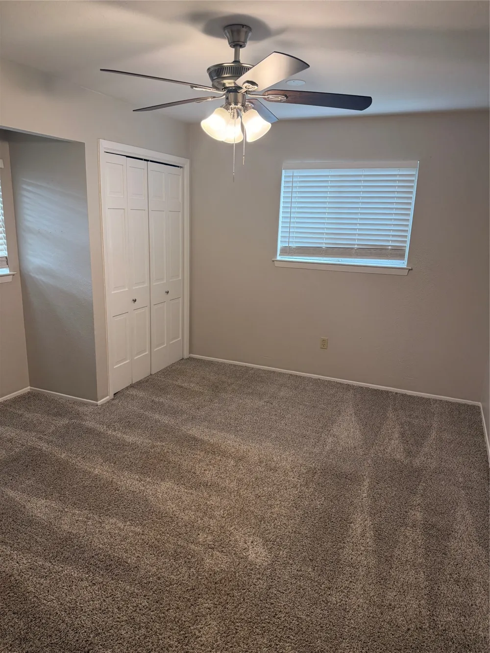 3004 David Lane Arlington, TX 76013