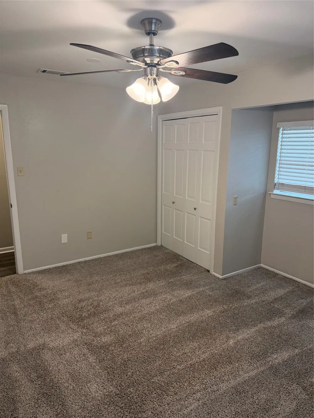 3004 David Lane Arlington, TX 76013