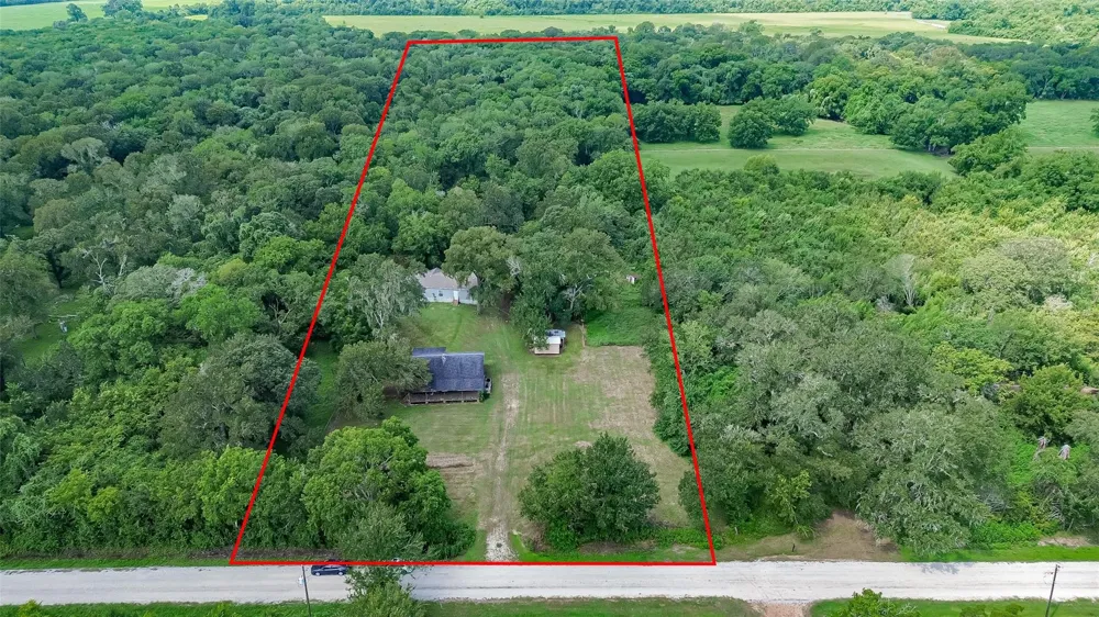 590 County Road 149 Road Boling, TX 77420