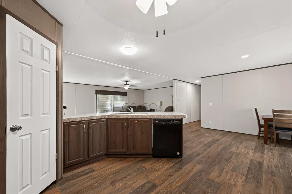 590 County Road 149 Road Boling, TX 77420