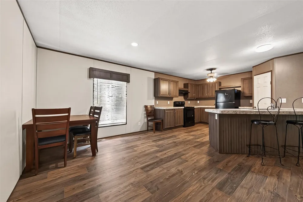 590 County Road 149 Road Boling, TX 77420